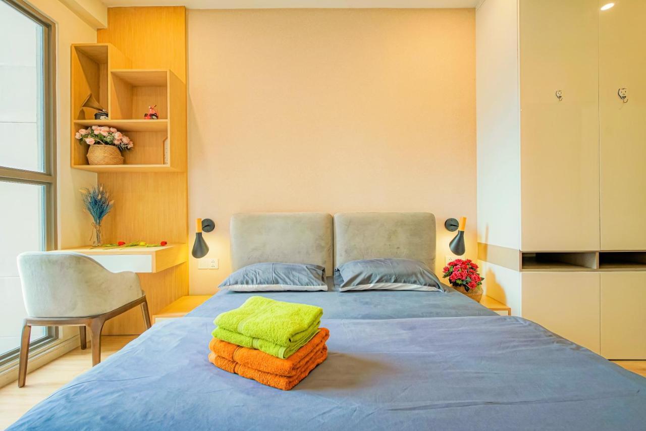 Soho Spacious Aparts, Central Location 胡志明市 外观 照片