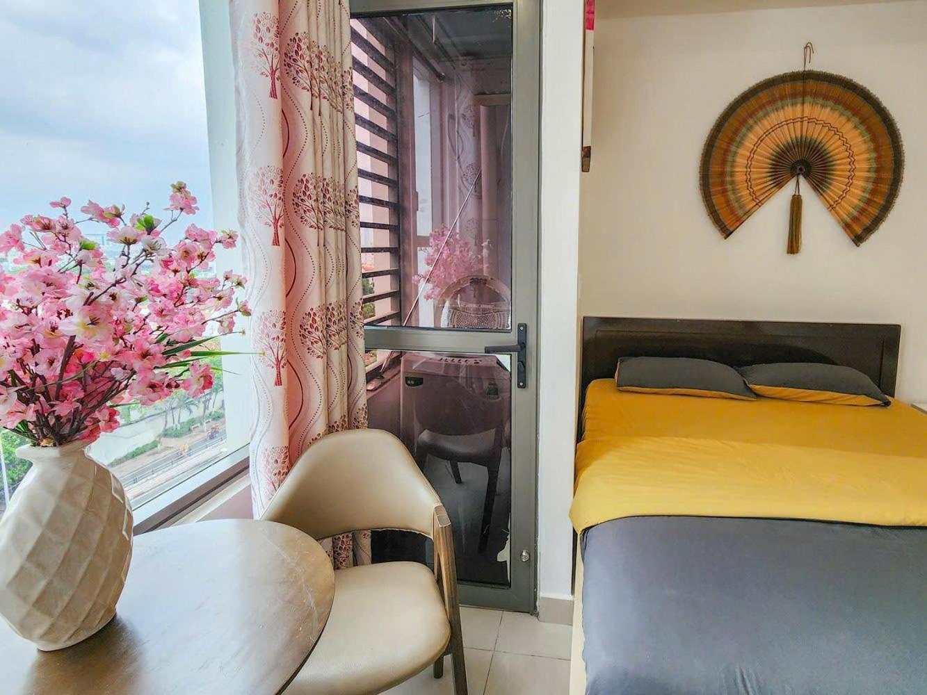 Soho Spacious Aparts, Central Location 胡志明市 外观 照片
